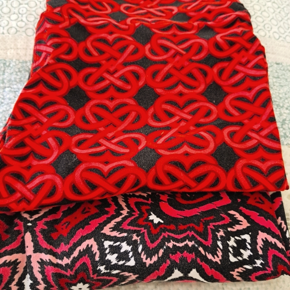 Heart leggings 💓